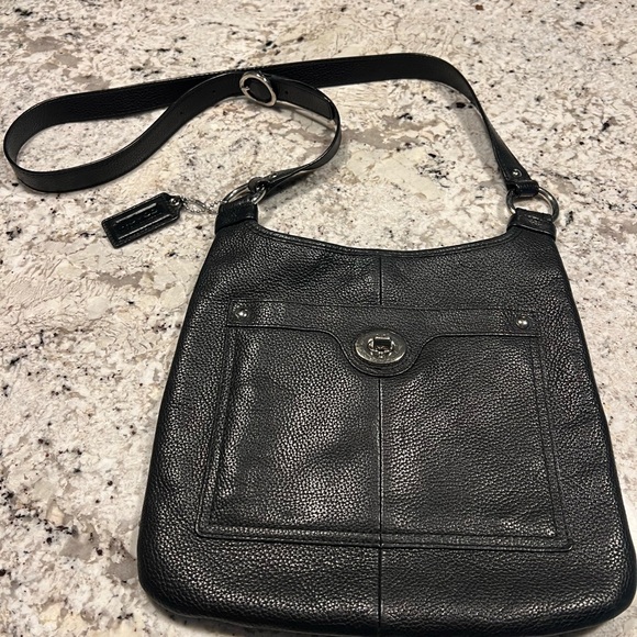 Coach leather Crossbody - Picture 2 of 4